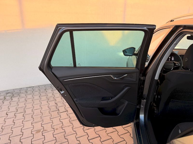 Škoda Kamiq (2025) SELEC TSI 85/1.0 A7F - fotka 14 z 32