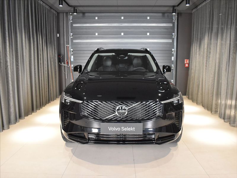 Volvo XC90 2,0 T8 AWD Ultra B&W,Vzduch, - fotka 7 z 35