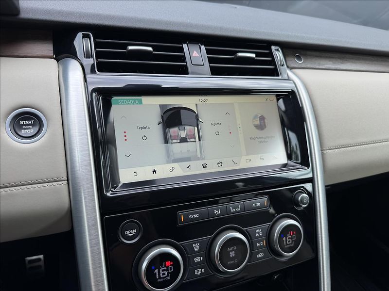 Land Rover Discovery 3,0 TDV6 HSE AWD AT ČR DPH - fotka 25 z 31