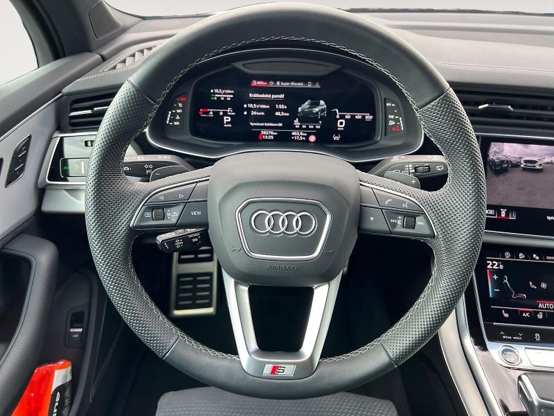 Audi Q7 (2025) S-LINE 50TDI 7MÍST TAŽNÝ DPH  - fotka 12 z 32