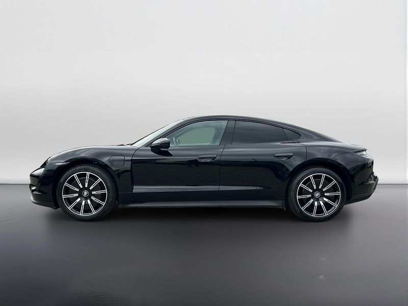 Porsche Taycan (2023) 4S - fotka 3 z 25