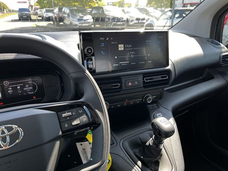Toyota ProAce City Verso 1.5D 6MT Business ODBĚR ihned - fotka 17 z 27