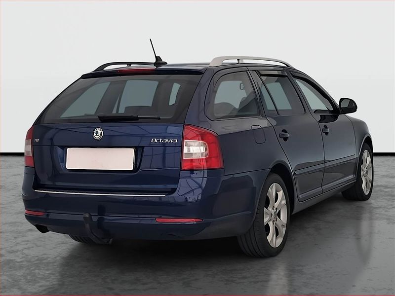 Škoda Octavia (2013) 2.0 TDI, Automat, Navi, Xenony - fotka 5 z 18