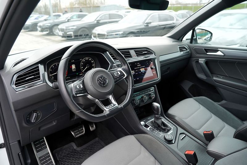 Volkswagen Tiguan 2.0 TSI 4Motion/DSG/R-line/ČR - fotka 27 z 54
