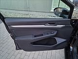 Volkswagen Golf 2.0TDI 110kW Life,ČR,1.Maj. - náhled 39