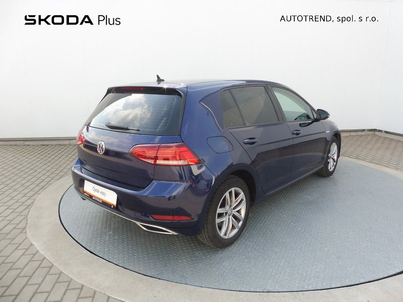 Volkswagen Golf (2018) Highline 1,4 TSI CNG 81kW - fotka 2 z 23