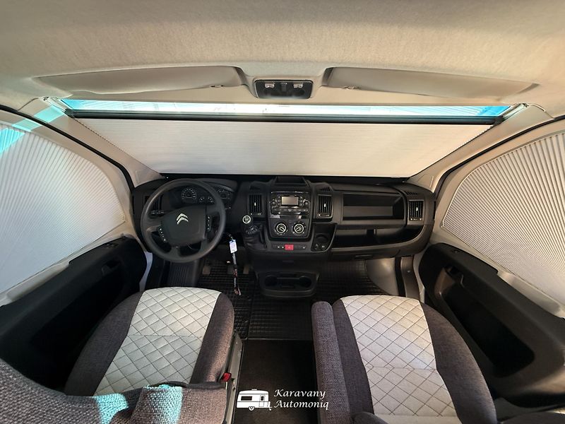 Citroën Jumper (2024) 6m, Markíza, Solar, Ťažné - fotka 12 z 27
