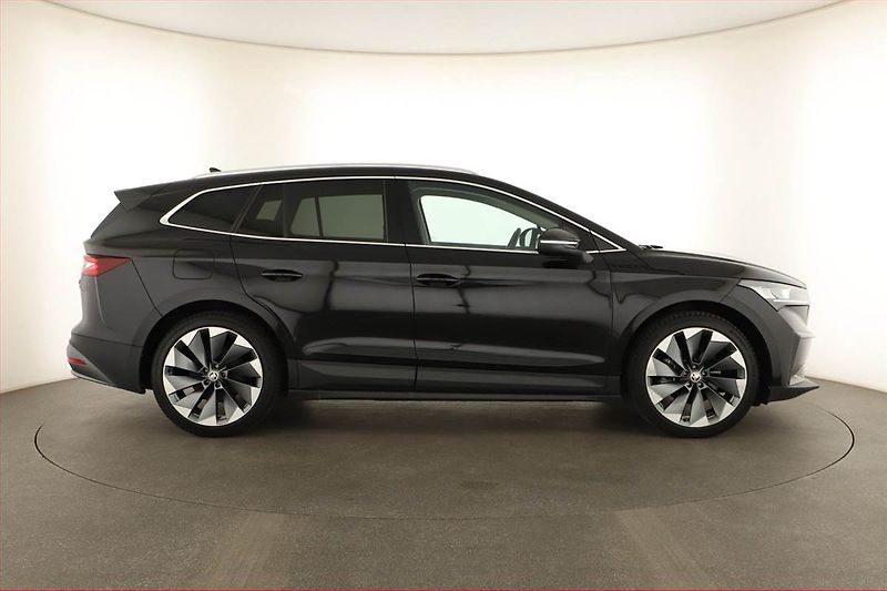 Škoda Enyaq (2021) Suite iV 60 (62 kWh), SoH 92% - fotka 6 z 18