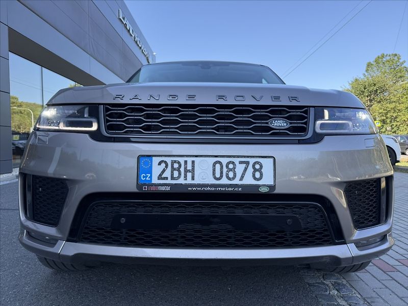 Land Rover Range Rover Sport 3,0 DYNAMIC HSE D300 - fotka 4 z 25