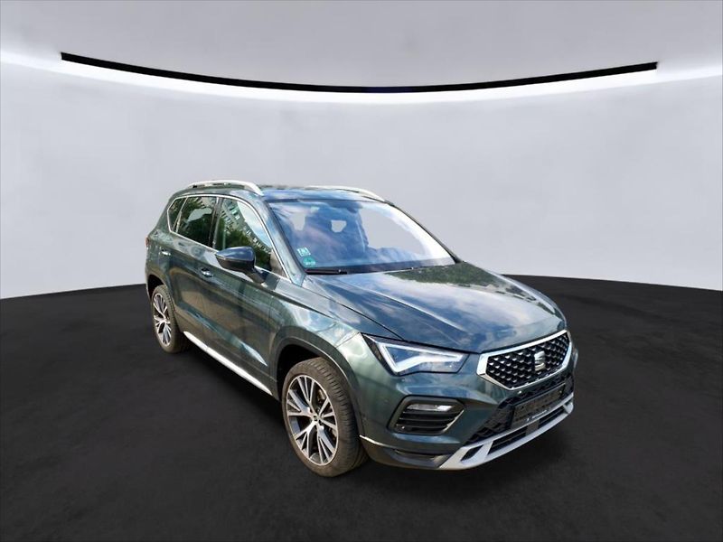 Seat Ateca 2,0 TDI PANORAMA KAMERA - fotka 2 z 12