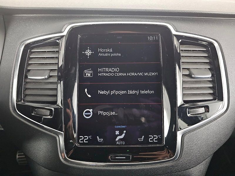 Volvo XC90 (2016) 2.0D 5D 173kW R-desing - fotka 14 z 27