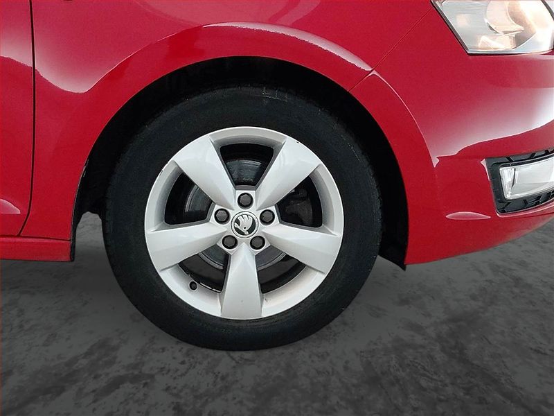 Škoda Rapid (2014) Ambition 1.2 TSI, ČR,1.maj - fotka 14 z 14