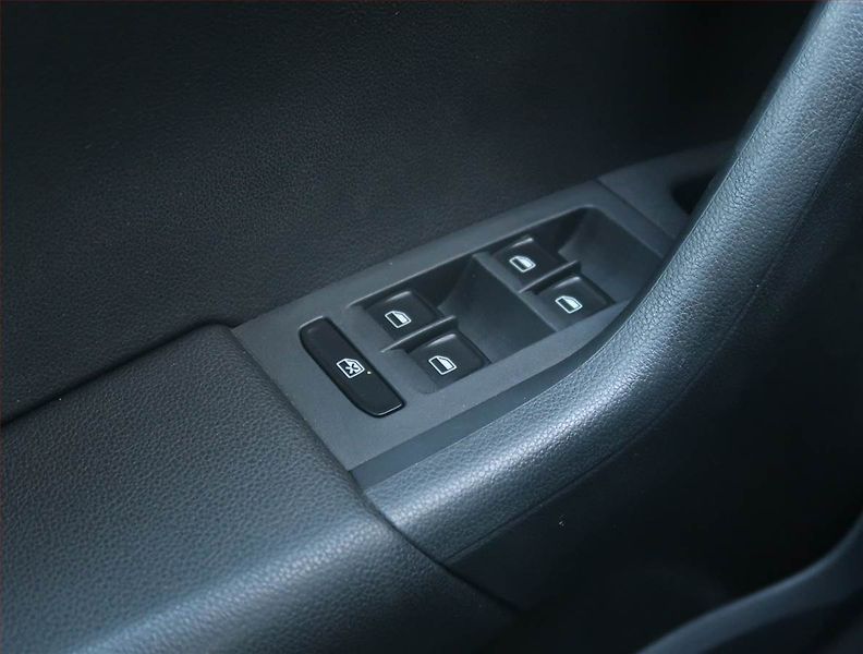 Škoda Octavia (2014) RS 2.0 TDI, Automat - fotka 20 z 26