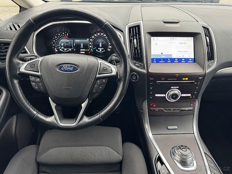 Ford S-MAX (2020) Ford S-Max 2.0 TDCi 110 kW - fotka 8 z 14