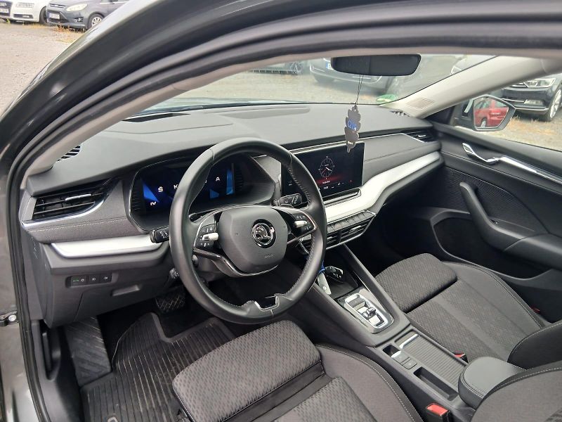 Škoda Octavia 4, iV, Plug in Hybrid, ALU 18 - fotka 25 z 66