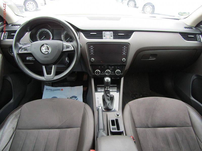 Škoda Octavia (2017) 2.0 TDi, ČR, L&K, DSG, LED - fotka 8 z 22
