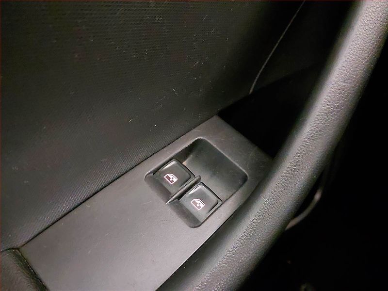 Seat Toledo (2016) 1.2 TSI - fotka 15 z 16