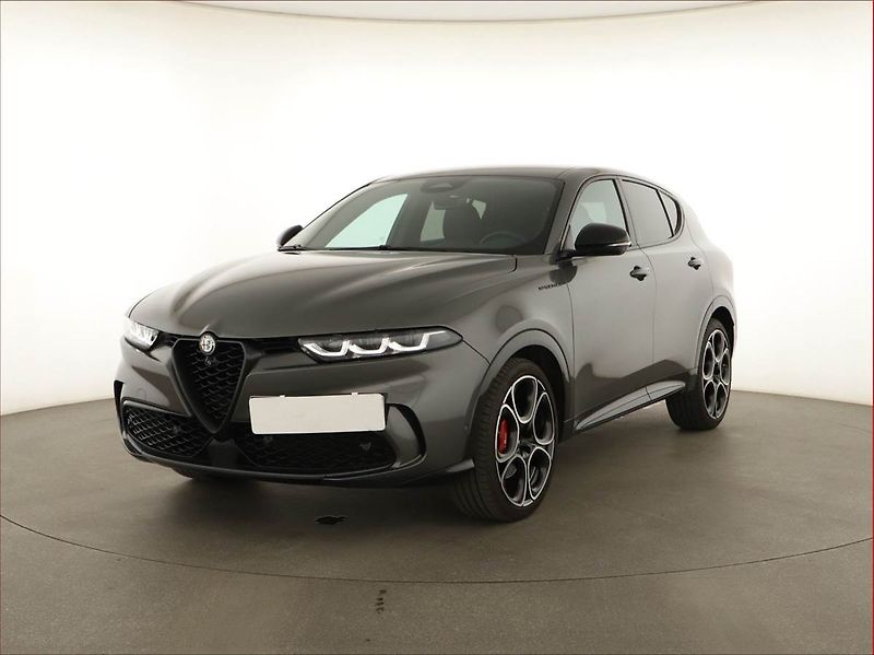 Alfa Romeo Tonale (2023) 1.5 VGT 48V MHEV - fotka 2 z 16