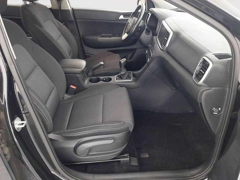 Kia Sportage (2021) 1.6 CRDi, Serv.kniha, Navi - fotka 9 z 18
