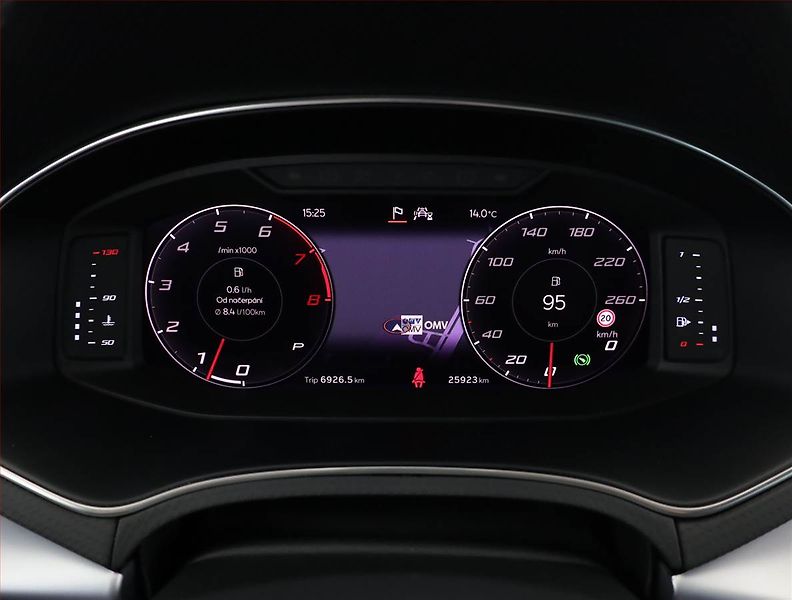 Seat Arona (2022) FR 1.5 TSI - fotka 9 z 21