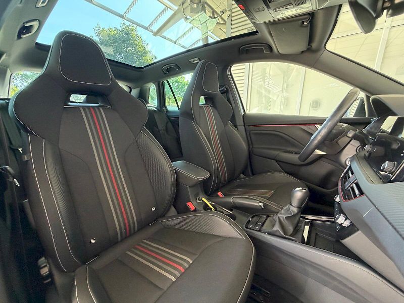 Škoda Kamiq (2025) Monte Carlo 1.0 TSI / 85 kW M6 - fotka 26 z 27