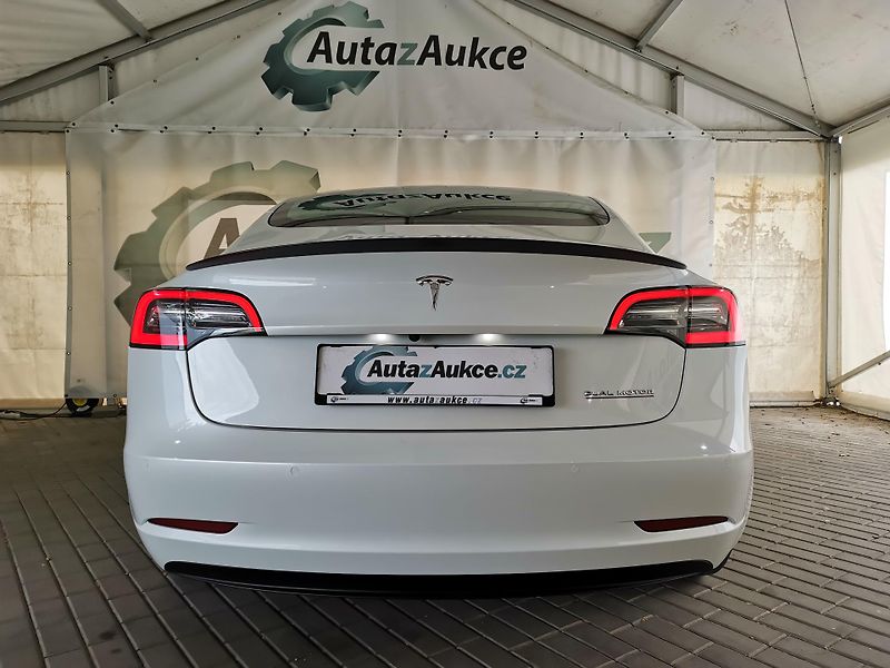 Tesla Model 3 (2021) 377KW Performance 39tkm DPH  - fotka 4 z 28