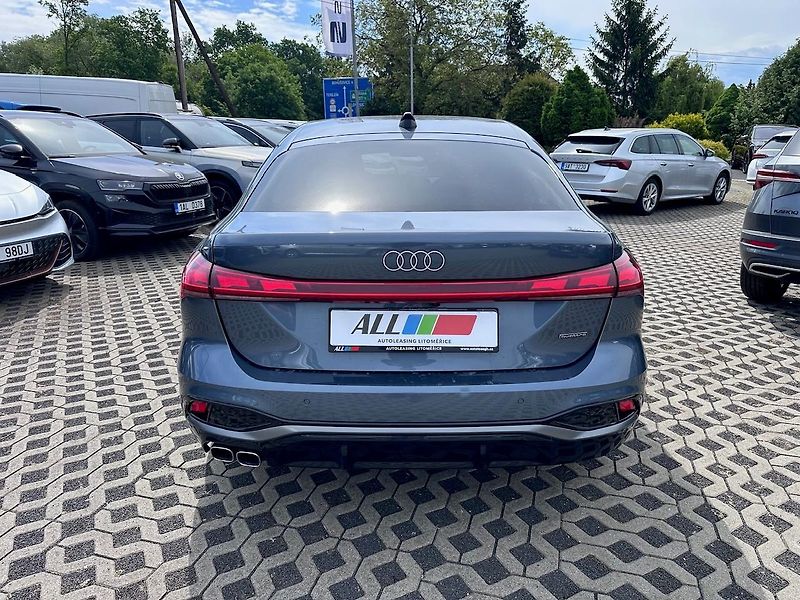 Audi A5 2,0 TDI aut.4x4  - fotka 8 z 18