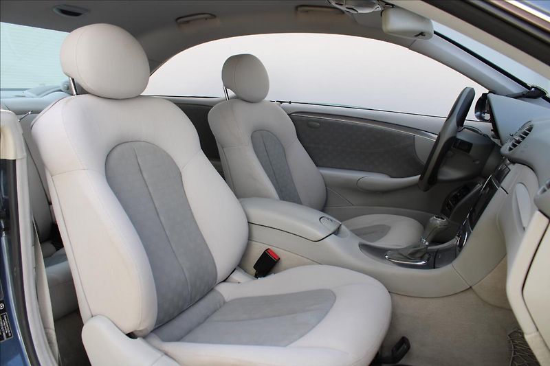 Mercedes-Benz CLK 270 CDI / Automat / CZ - fotka 25 z 32