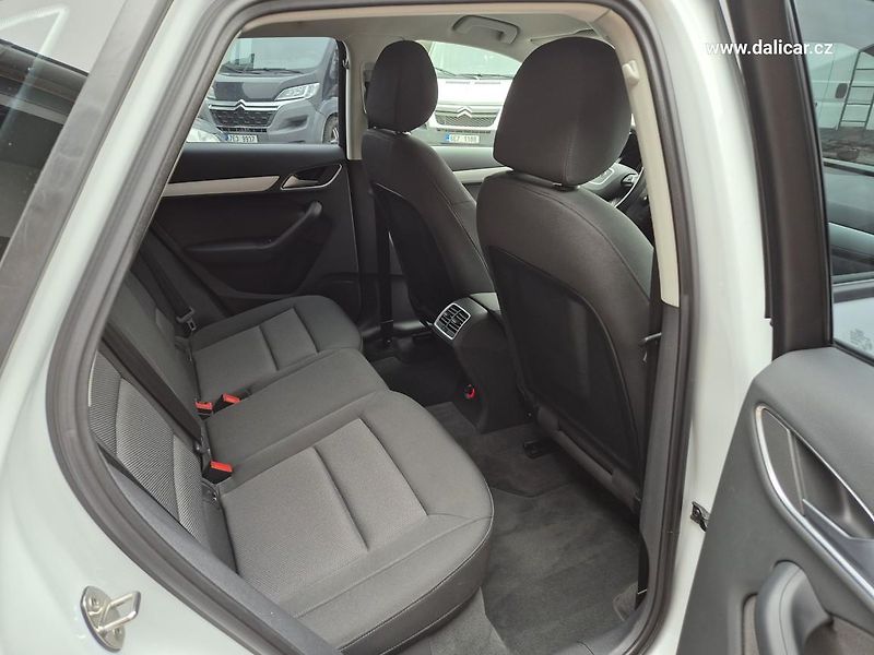 Audi Q3 (2018) 1.4 TFSi 92KW SPORT - fotka 43 z 53