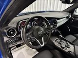 Alfa Romeo Giulia 206kW Q4 VELOCE 1.MAJITEL - náhled 16