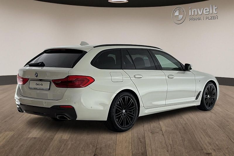 BMW Řada 5 540d xDrive - fotka 3 z 27