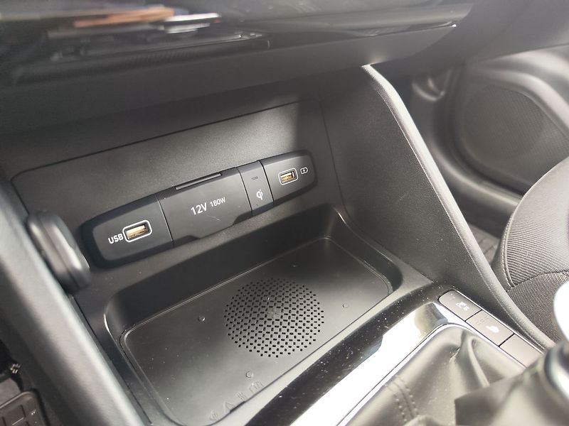 Hyundai Tucson 1.6 T-GDi/110kW Smart - fotka 19 z 33