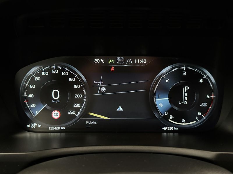 Volvo XC90 D5 AWD INSCRIPTION AUT CZ - fotka 21 z 36