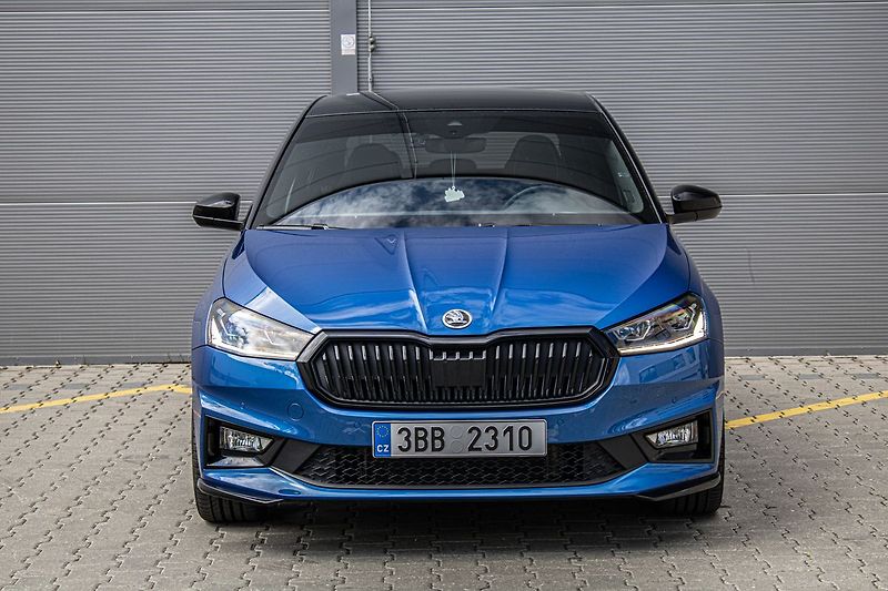 Škoda Fabia Monte Carlo - fotka 2 z 37