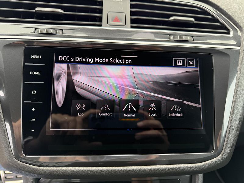 Volkswagen Tiguan Allspace R-Line 2,0 TDi/110kW 4x4 DSG  - fotka 46 z 106