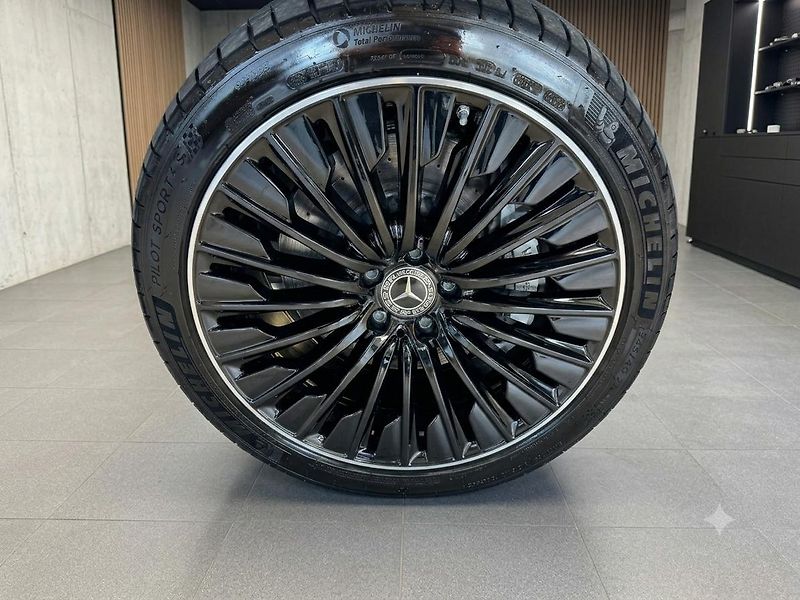 Mercedes-Benz Třídy E (2024) E 220d 4M KOMBI - fotka 6 z 7