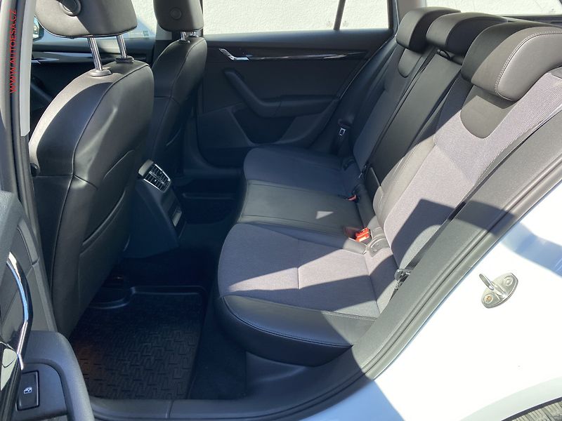 Škoda Octavia (2019) 1.6 TDi 4x4, 1.maj,ČR, Style - fotka 9 z 17