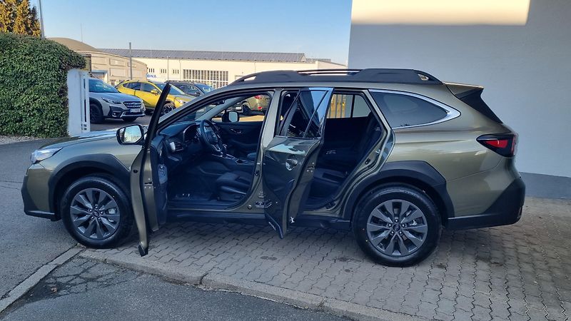 Subaru Outback (2025) 2,5 CVT Active - poslední kusy - fotka 8 z 18