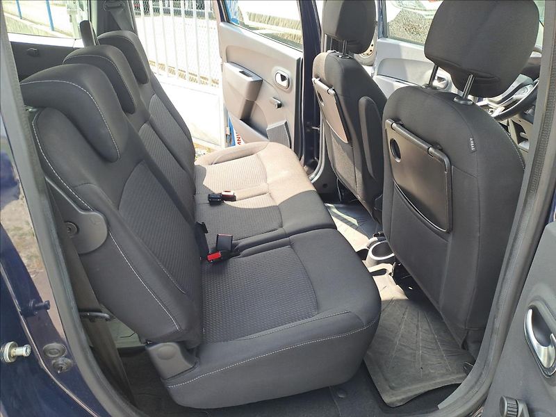Dacia Lodgy 1,5 DCI 7 MÍST 1.MAJITEL - fotka 7 z 16