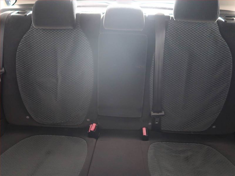 Citroën C4 (2006) 1.6 HDi, po STK, Klima - fotka 10 z 15