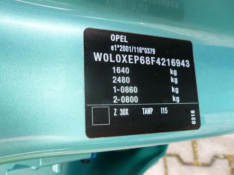 Opel Corsa 1.4 /66kWCZ AUTOMATIZOV. PŘEV. - fotka 16 z 19