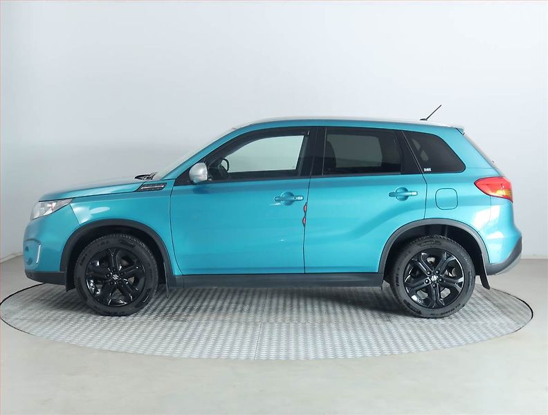 Suzuki Vitara (2017) 1.4 BoosterJet, 4X4 - fotka 3 z 19