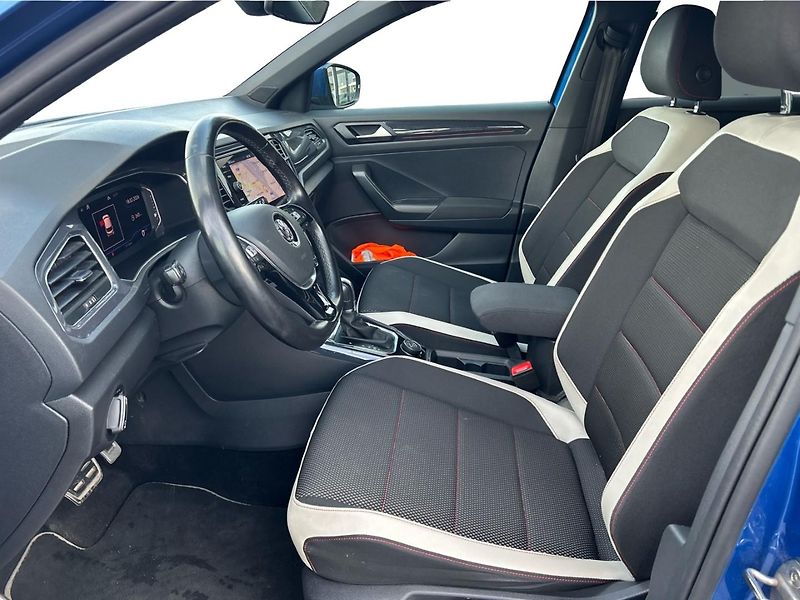 Volkswagen T-Roc 2.0 TDi DSG - fotka 11 z 27