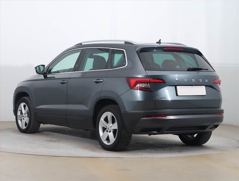 Škoda Karoq (2020) Style 1.5 TSI - fotka 4 z 20