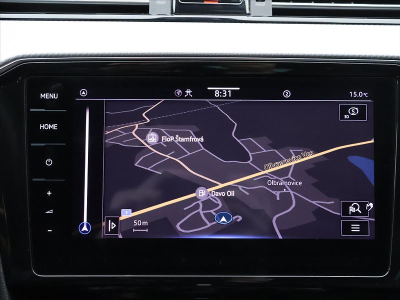Volkswagen Passat 2.0 TDI DSG R-LINE Matrix - fotka 20 z 32