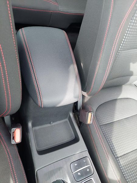 Ford Kuga (2021) III. TDCi ST Line  88kW - fotka 35 z 45