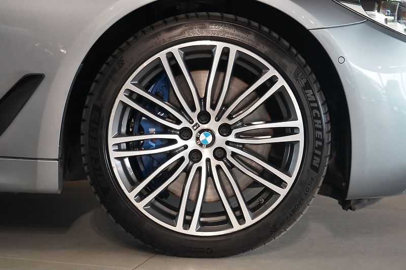 BMW Řada 5 540d xDrive, Tažné, Ventilace - fotka 7 z 49