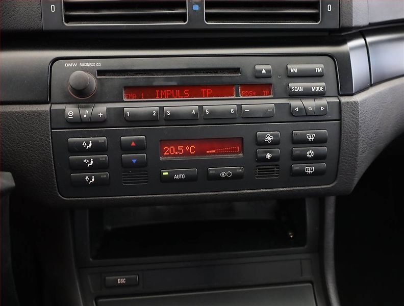 BMW Řada 3 (2004) 316 i, po STK, jezdí výborně - fotka 9 z 15