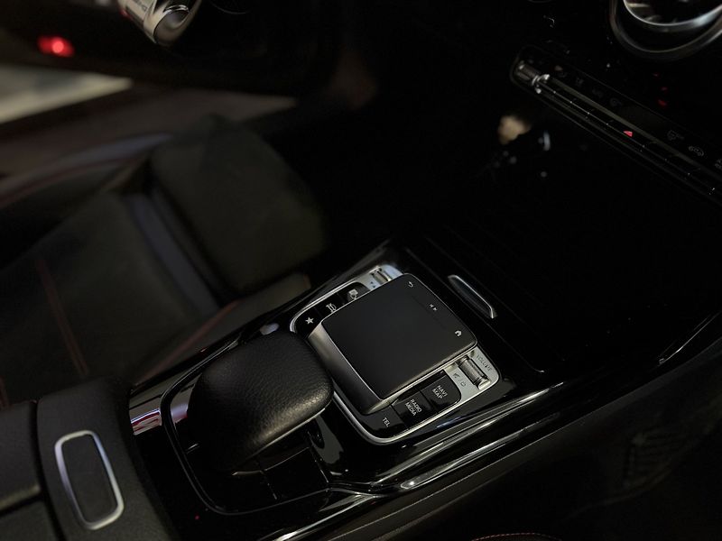 Mercedes-Benz Třídy A A 35 AMG Brabus B 35S - fotka 11 z 22