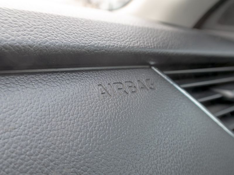 Škoda Octavia (2012) ČR 1.2TSI – NAVIGACE - fotka 28 z 44